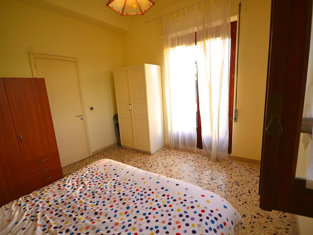 Cozy Holiday Home In Pozzillo With Terrace Acireale Extérieur photo